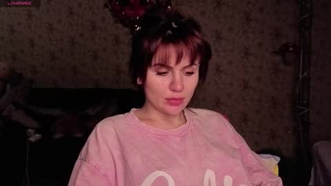 Nicky Weekends online show from 03-12-26, 01:34