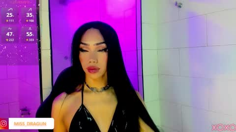 Snapshot of nickynoa chatting on 09-28-25, 04:07 Nicky online show from 09-28-25, 04:07