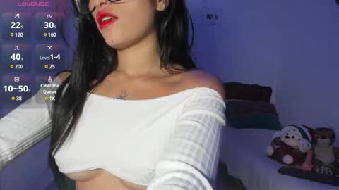 Nicolle online show from 02-13-25, 02:56