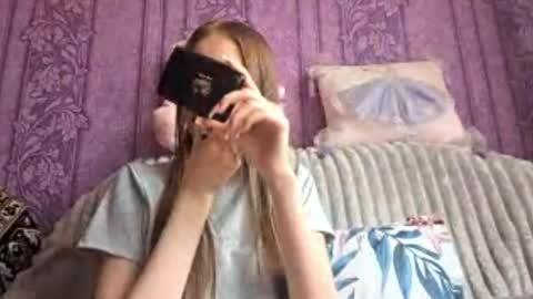 Snapshot of nickyzahl chatting on 05-30-26, 11:18 Emily online show from 05-30-26, 11:18