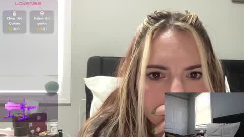 Snapshot of nicnaxx chatting on 02-08-26, 03:04 nicnaxx online show from 02-08-26, 03:04