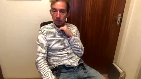 Nico online show from 12-23-24, 03:33