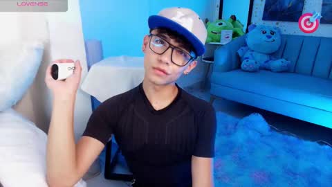 nico online show from 02-28-25, 10:52