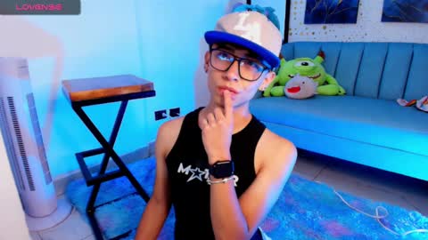 nico online show from 03-03-25, 09:44