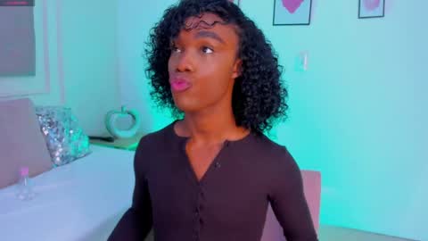 nico_dior online show from 04-17-26, 02:58