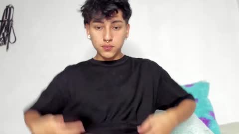 Snapshot of nico_nico_xd chatting on 12-08-24, 06:01 Nico online show from 12-08-24, 06:01