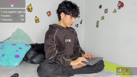 Snapshot of nico_nico_xd chatting on 01-07-25, 08:56 Nico online show from 01-07-25, 08:56