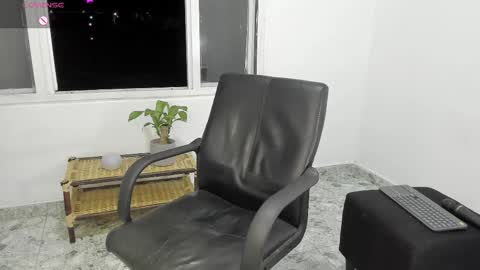 Snapshot of nico_nico_xd chatting on 02-18-25, 03:42 Nico online show from 02-18-25, 03:42