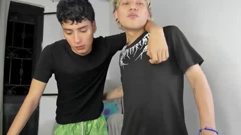 Snapshot of nico_nico_xd chatting on 10-13-25, 11:38 Nico online show from 10-13-25, 11:38