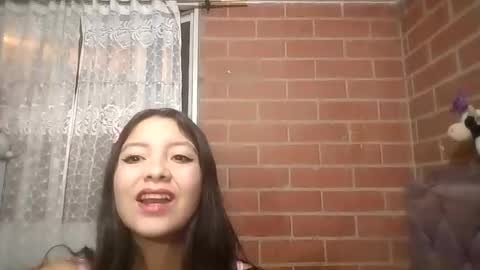 Snapshot of nicol_kooper chatting on 05-31-26, 11:50 Nicol online show from 05-31-26, 11:50