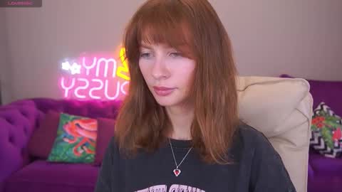 Nicol Moonn online show from 11-14-25, 06:34