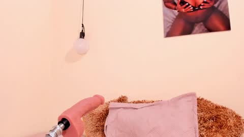 Snapshot of nicol_villa_ chatting on 01-10-25, 07:00 Nicol Villa online show from 01-10-25, 07:00