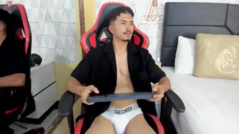 Snapshot of nicolaikarav chatting on 12-16-25, 07:19 Nicolai online show from 12-16-25, 07:19