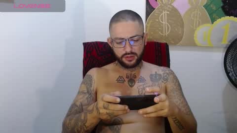 nicolas online show from 02-18-25, 03:10