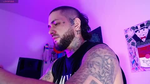 nicolas online show from 05-19-26, 02:51