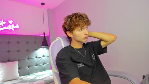 Snapshot of nicolasferrer18 chatting on 11-01-25, 07:27 nicolasferrer18 online show from 11-01-25, 07:27