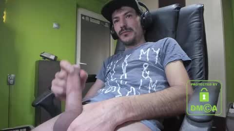 Snapshot of nicolasguy chatting on 02-23-25, 05:45 L. Nicolas online show from 02-23-25, 05:45