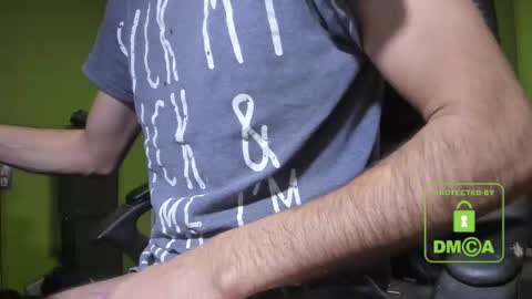 Snapshot of nicolasguy chatting on 02-28-25, 05:15 L. Nicolas online show from 02-28-25, 05:15