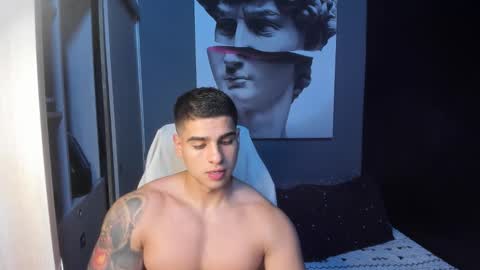 Snapshot of nicolasmuscle chatting on 02-04-26, 06:19 Andres online show from 02-04-26, 06:19