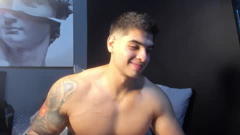 Snapshot of nicolasmuscle chatting on 03-02-26, 05:08 Andres online show from 03-02-26, 05:08