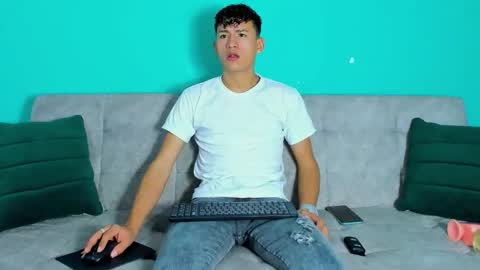 nicolastorres__ online show from 11-22-25, 02:43