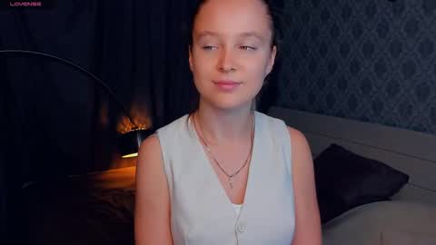 Snapshot of nicolavanderbie chatting on 09-13-25, 06:08 Nicoletta online show from 09-13-25, 06:08