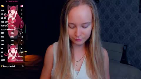 Snapshot of nicolavanderbie chatting on 09-14-25, 06:18 Nicoletta online show from 09-14-25, 06:18