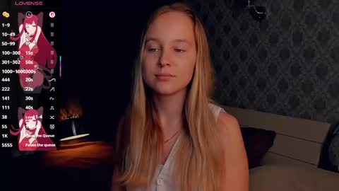 Snapshot of nicolavanderbie chatting on 09-18-25, 05:59 Nicoletta online show from 09-18-25, 05:59
