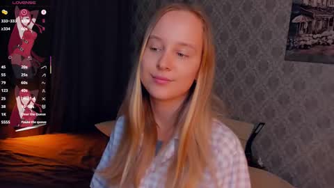 Snapshot of nicolavanderbie chatting on 09-30-25, 05:29 Nicoletta online show from 09-30-25, 05:29