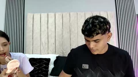 Snapshot of nicole_and_thiago chatting on 09-09-25, 09:47 nicole_and_thiago online show from 09-09-25, 09:47