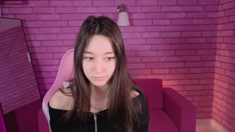 Nicole online show from 04-14-26, 01:11