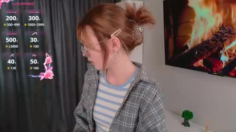 Nicole online show from 10-17-25, 09:01