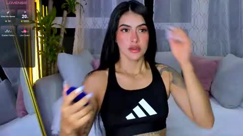 Snapshot of nicole_duran3095 chatting on 07-15-26, 05:56 Nick online show from 07-15-26, 05:56