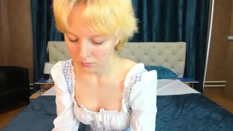 nicole_hiness online show from 02-22-25, 07:34