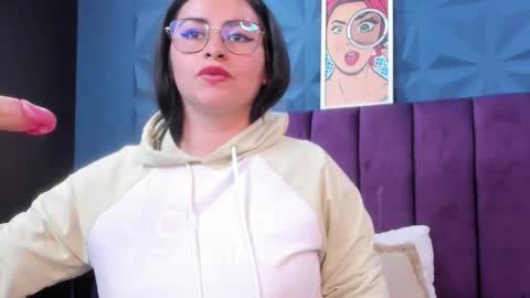 Nicole online show from 05-16-26, 12:40