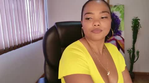 nicole_lushh online show from 06-01-26, 05:25