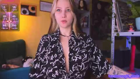 Nicole online show from 11-19-25, 12:27