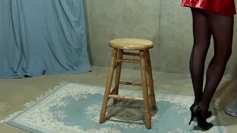 Snapshot of nicole_t chatting on 09-15-25, 07:03 Nicole T online show from 09-15-25, 07:03