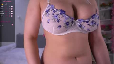 Kimmy online show from 11-19-25, 03:12