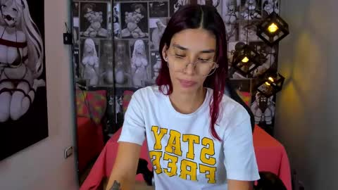 N i c o l e  online show from 01-25-25, 02:14