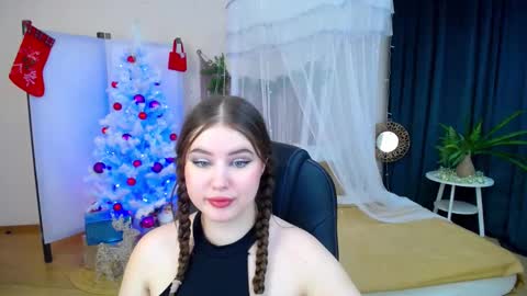 Snapshot of nicolefoxery chatting on 12-11-24, 07:14 nicolefoxery online show from 12-11-24, 07:14