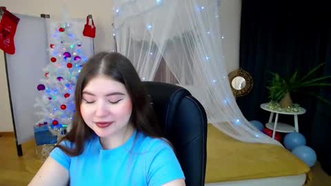 Snapshot of nicolefoxery chatting on 12-26-24, 08:11 nicolefoxery online show from 12-26-24, 08:11