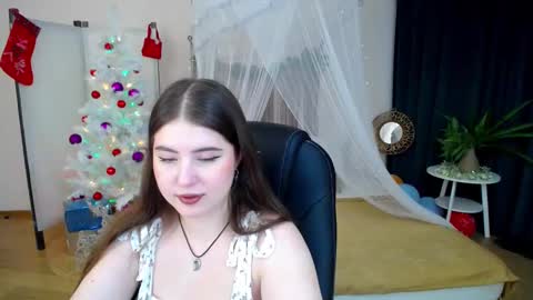 Snapshot of nicolefoxery chatting on 01-15-25, 09:24 nicolefoxery online show from 01-15-25, 09:24