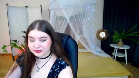 Snapshot of nicolefoxery chatting on 02-06-25, 06:35 nicolefoxery online show from 02-06-25, 06:35