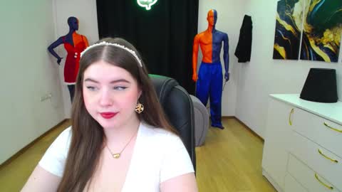 Snapshot of nicolefoxery chatting on 02-08-25, 06:44 nicolefoxery online show from 02-08-25, 06:44