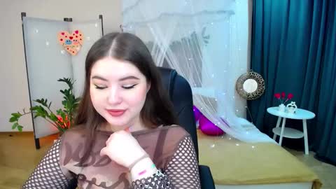 Snapshot of nicolefoxery chatting on 02-18-25, 07:09 nicolefoxery online show from 02-18-25, 07:09