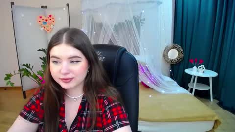 Snapshot of nicolefoxery chatting on 02-22-25, 09:45 nicolefoxery online show from 02-22-25, 09:45