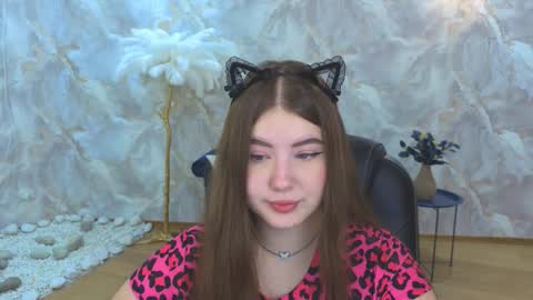 Snapshot of nicolefoxery chatting on 10-12-25, 06:18 nicolefoxery online show from 10-12-25, 06:18