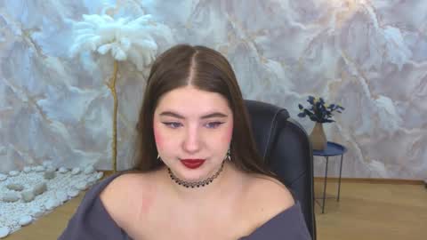 Snapshot of nicolefoxery chatting on 10-17-25, 06:21 nicolefoxery online show from 10-17-25, 06:21