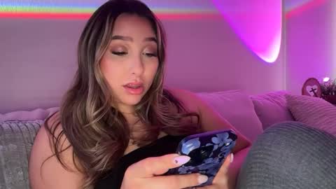 Snapshot of nicolelovesyou444 chatting on 02-20-26, 03:23 nicolelovesyou444 online show from 02-20-26, 03:23